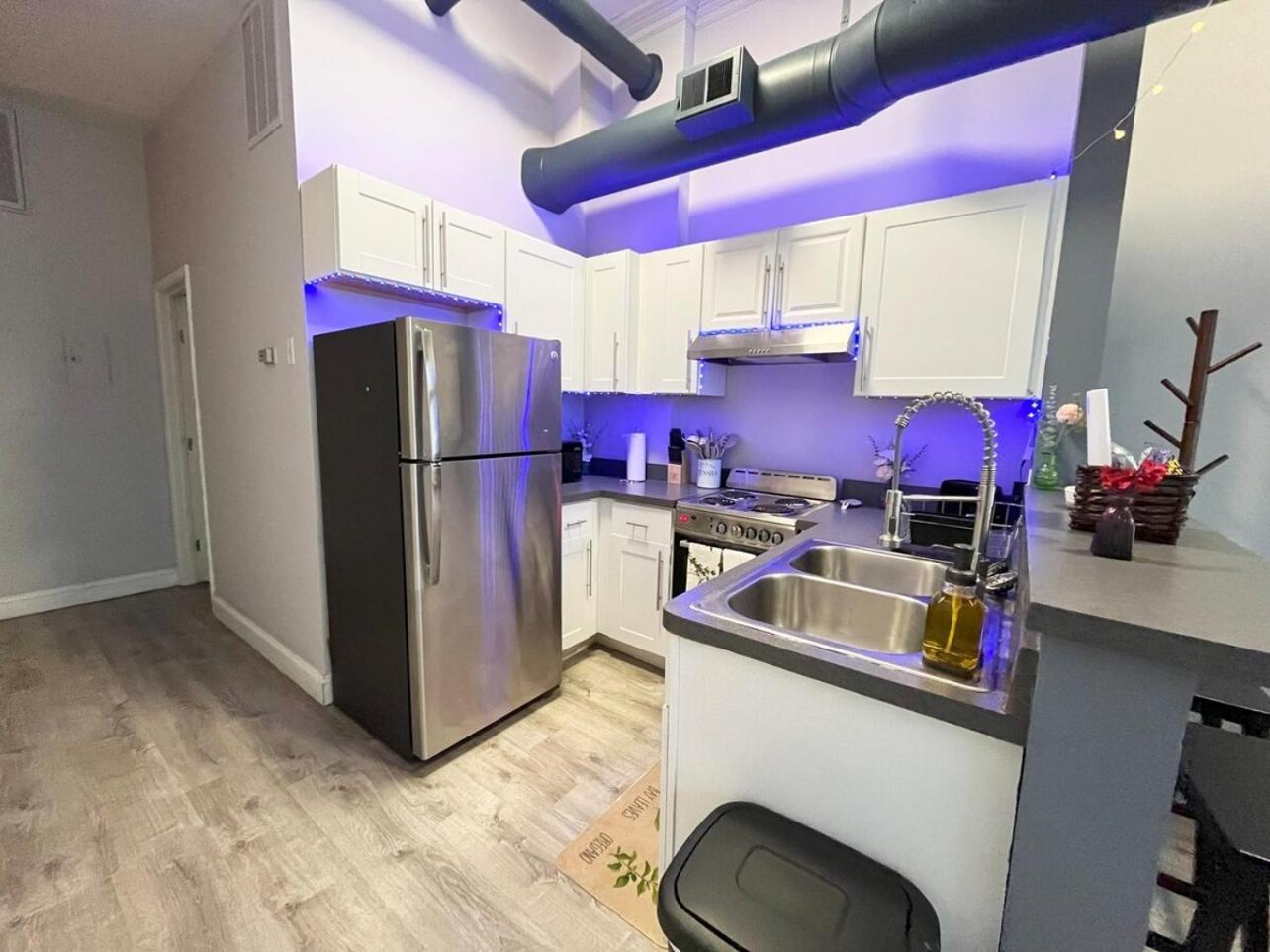 Local Modern Getaway - Ground Floor Apartment Cleveland Exterior photo
